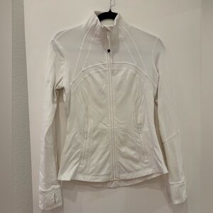 Lululemon white Define jacket with thumbholes sz 6 yoga Pilates